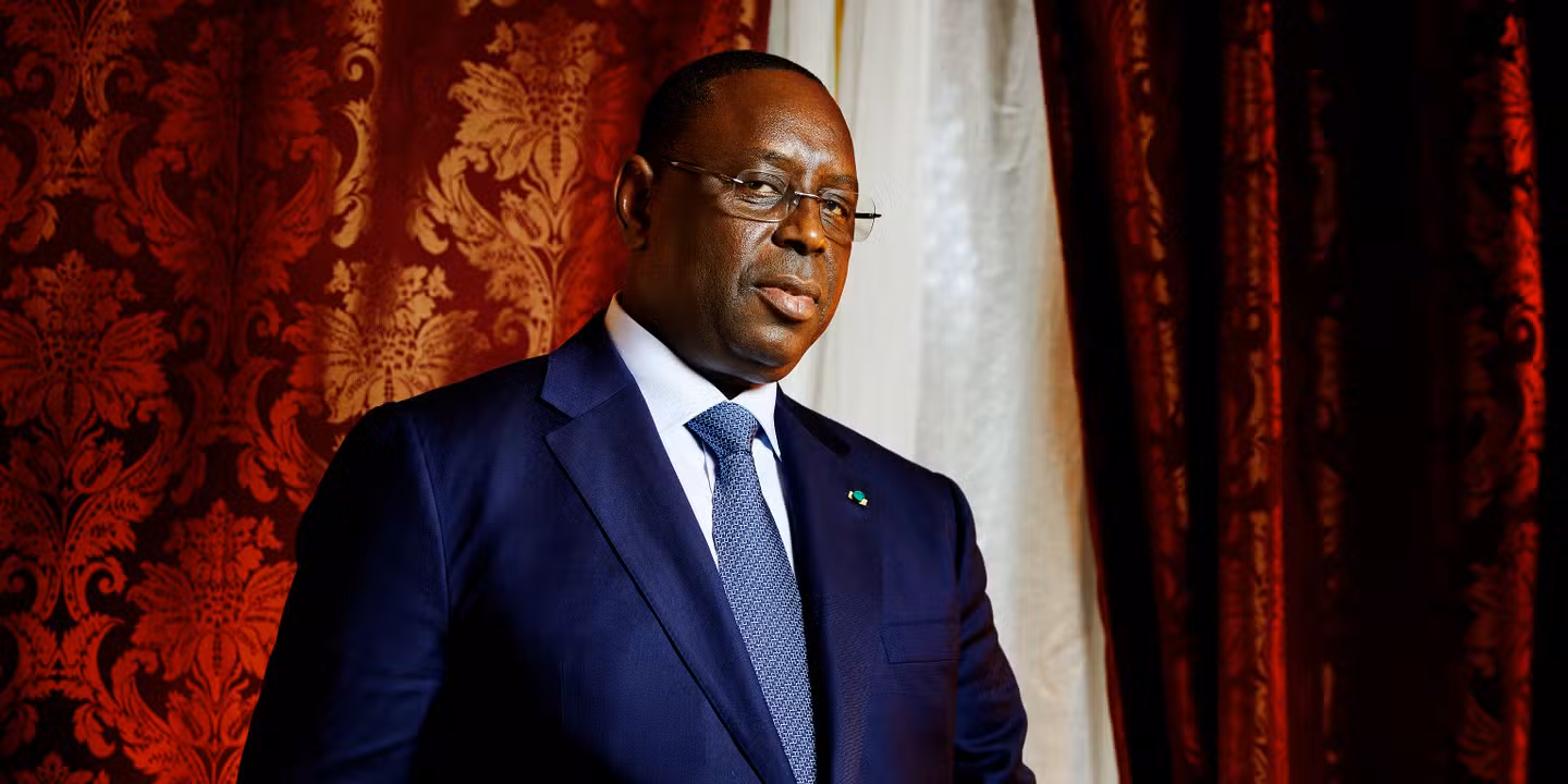 INSOLITE – Contre les pratiques mystiques de Macky Sall, Woré Sarr conseille les sénégalais d’éviter de boire l’eau de robinet