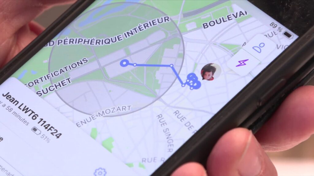 a-13-ans-cette-jeune-nigeriane-a-cree-une-application-mobile-pour-localiser-les-enfants-perdus